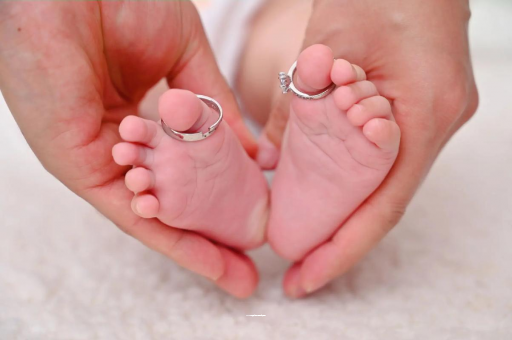 钦州宝宝头发少缺什么 钦州宝宝头发少缺什么